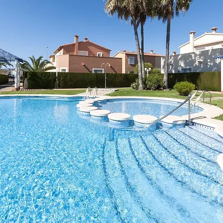 Malibu Semesterbostad Les Deveses