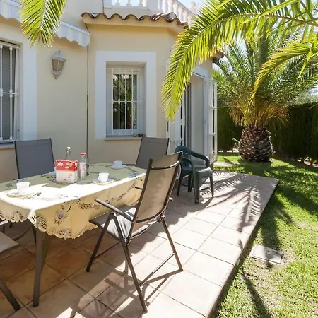Malibu Semesterbostad Les Deveses